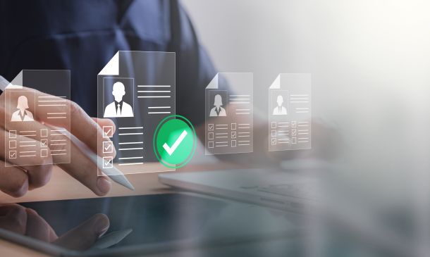 Egyéni teljesítményértékelés minta – útmutató sablonok és keretek kialakításához